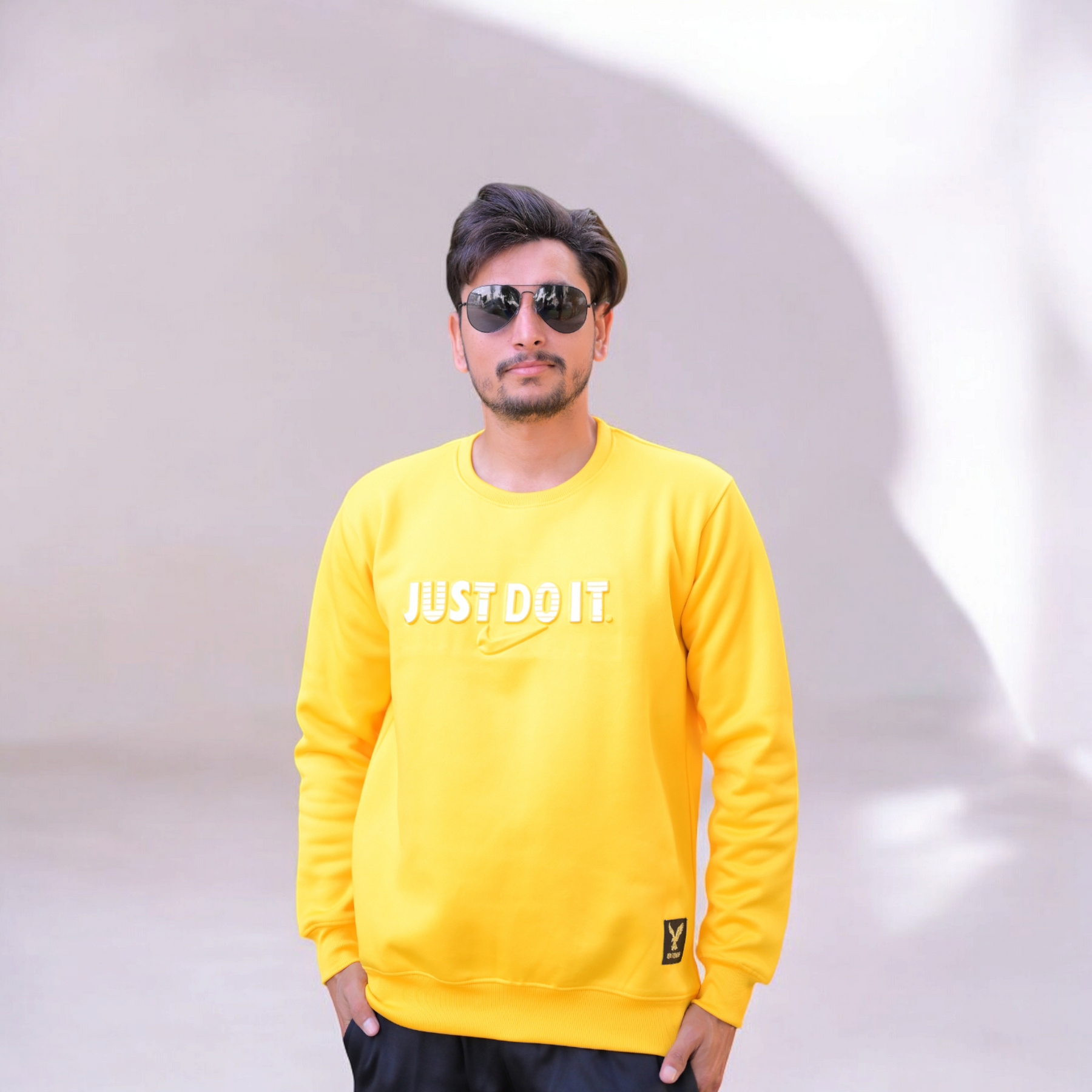 NIKE YELLOW JUST DO IT STYLE-SWEATSHIRT