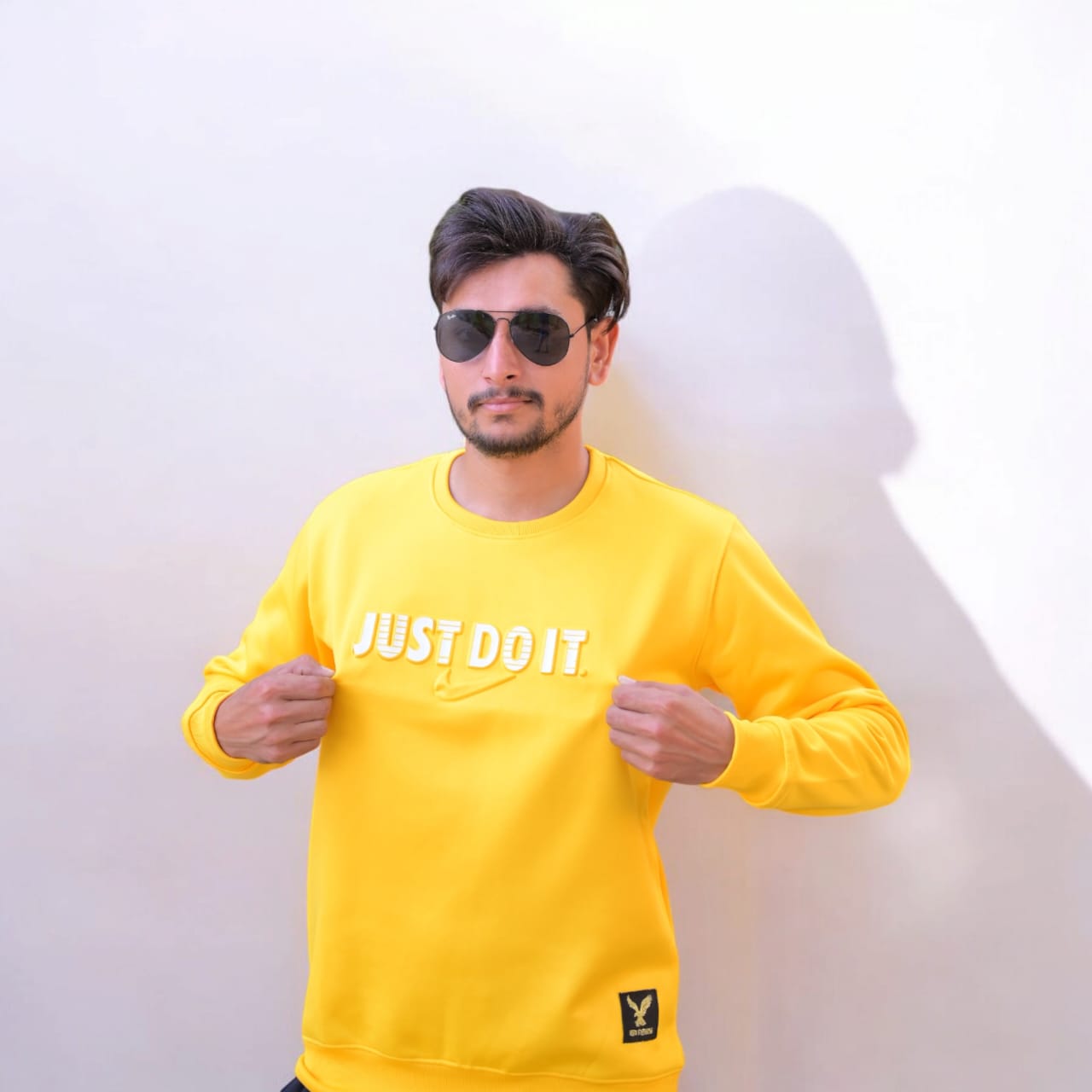 NIKE YELLOW JUST DO IT STYLE-SWEATSHIRT